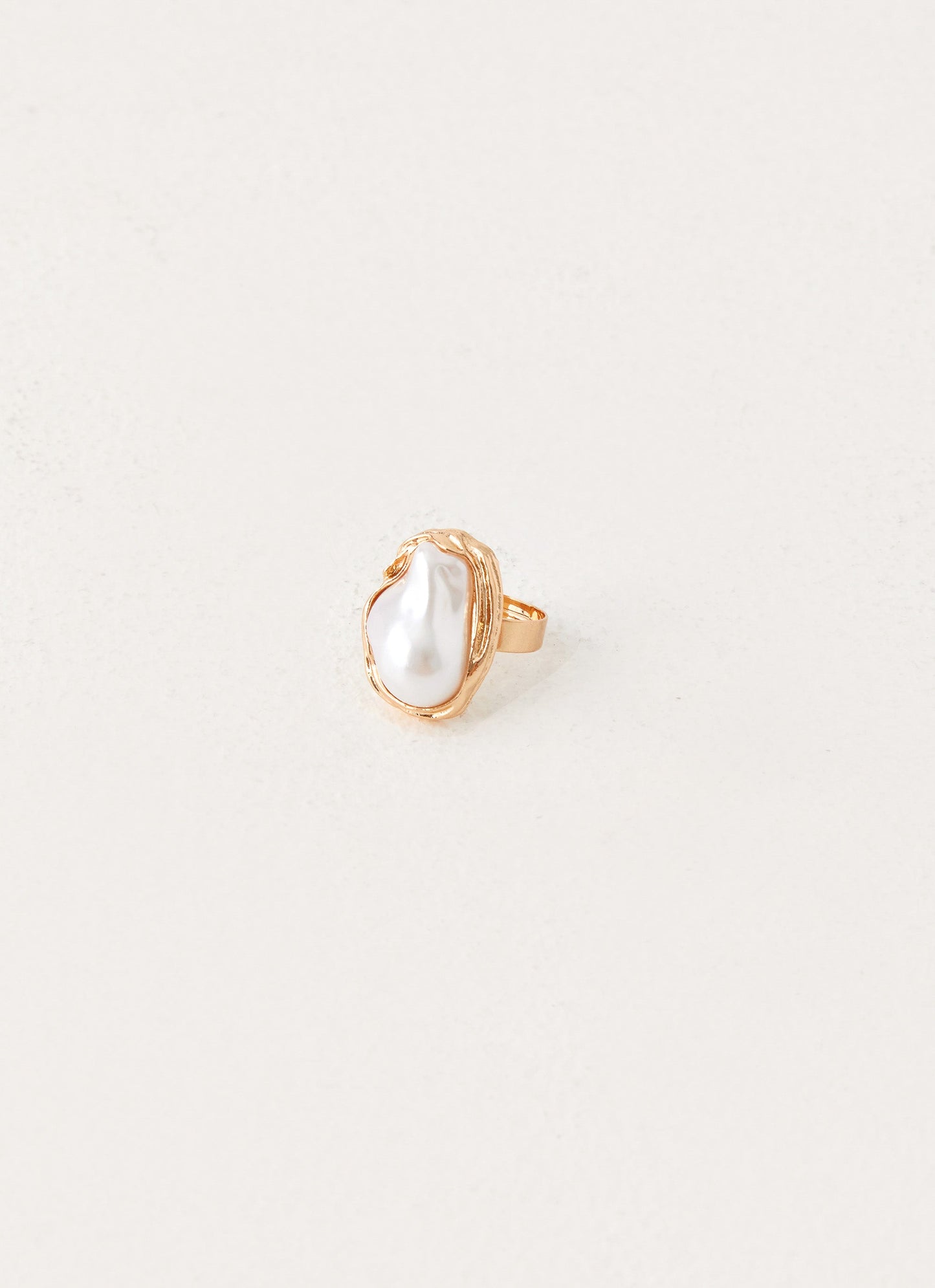 Salina Ring - Pearl